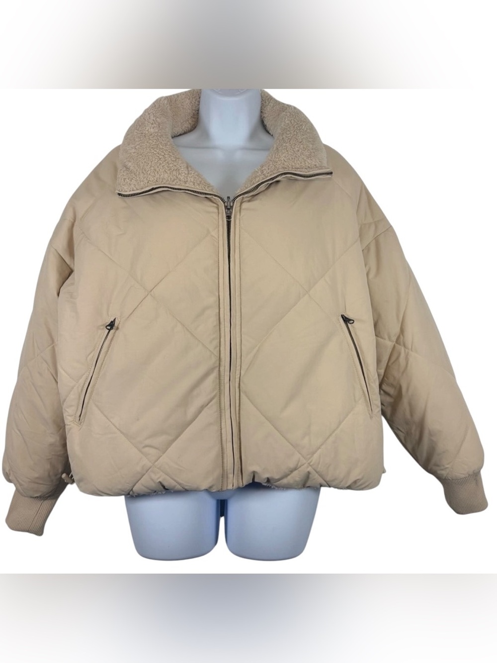 American Eagle Outfitters Reversible Tan Puffer Sherpa Jacket SzS  Cabincore - Picture 3 of 15
